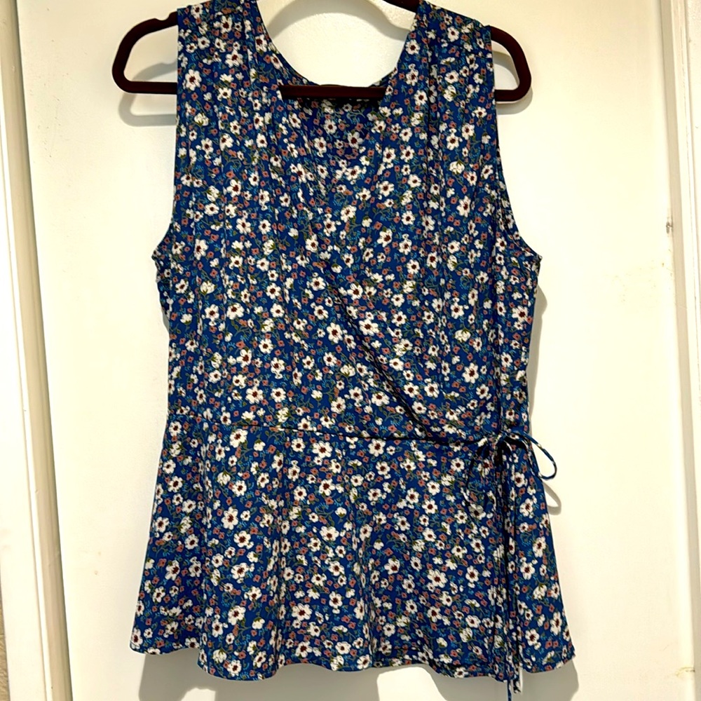 West kei sleeveless top XL